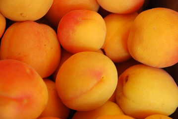 Yellow peaches