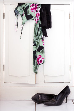 Flowered dress stockings black high heel shoes