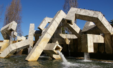 Fototapeta na wymiar Contemporary art fountain