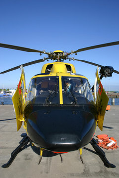 Hubschrauber - Frontalansicht