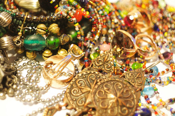 Jewelry treasure - 6753648