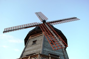 Traditional Holland wind mill