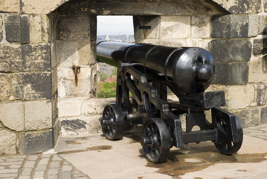 Canon &agrave; Edimbourg