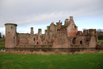 Fototapeta na wymiar Caerlaverock Castle, Scotland