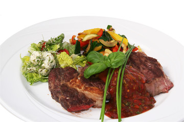 Entrecôte Steak mit Paprika Gemüse
