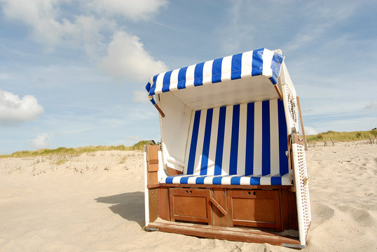 Сидеть Strandkorb