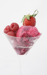 dessert aux fruits rouges