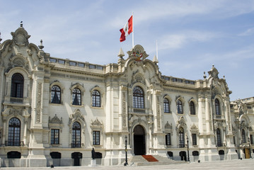 Fototapeta na wymiar pałac prezydencki lima peru