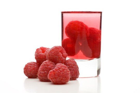 Frische Früchte für Fruchtschnaps