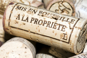 bouchon - mis en bouteille &agrave; la propri&eacute;t&eacute;