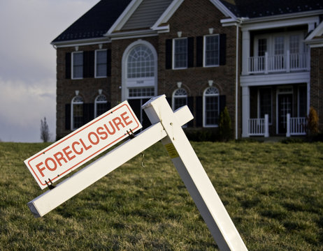Foreclosure Sign by house