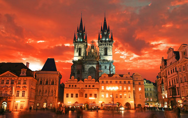 Obraz premium The Old Town Square in Prague