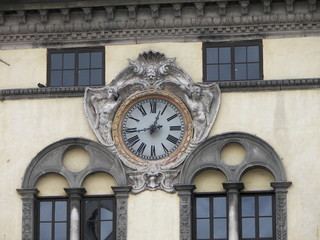 Orologio in piazza San Martino
