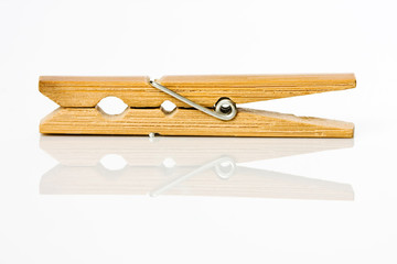 pince épingle linge bois bambou étendre sec sécher mouillé vêtem