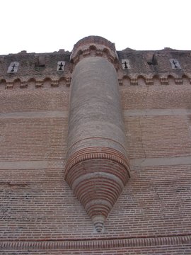 Almenas Del Castillo De Coca (Segovia)