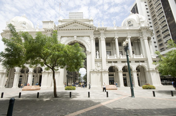 Obraz premium simon bolivar palace of government guayaquil ecuador