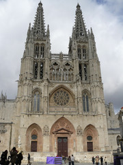 Fototapeta na wymiar fachada gotica