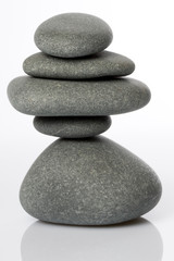 galet méditation réflexion équilibre tour esprit zen kern