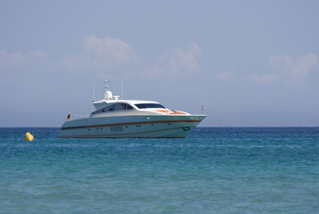 Fototapeta na wymiar speedboat at anchor