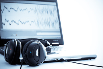 laptop with headphones