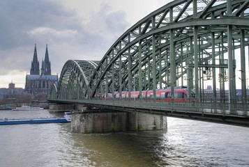 Hohenzollernbr&uuml;cke