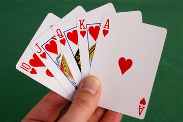 quinte flush royale à coeur