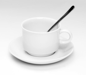 Weisse Tasse mit Löffen - white cip with spoon