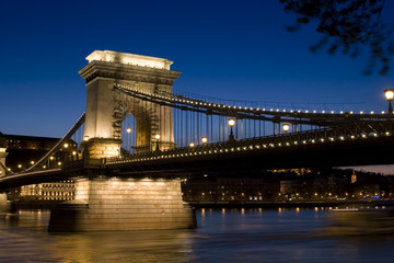 Obraz premium Budapeszt o zmroku