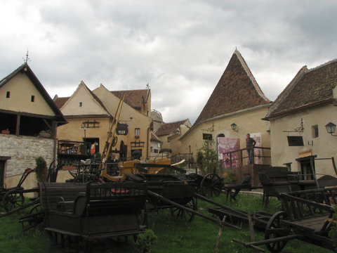 Cetate R&acirc;şnov, Romania
