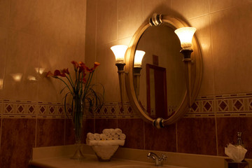 Luxurious bathroom with flowers