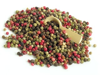 multicolor kinds of pepper grains