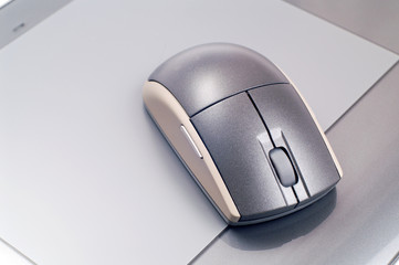 mouse on pen-tablet