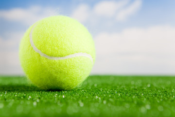 Balle de tennis