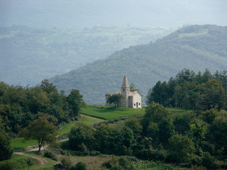 Antica chiesa a Manzano, Trentino