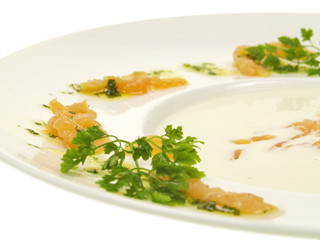 feinfühlig spargelcremesuppe mit räucherlachs