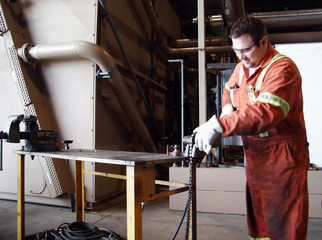Pipe fitter