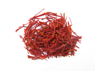 Naklejka premium Saffron threads isolated on white background