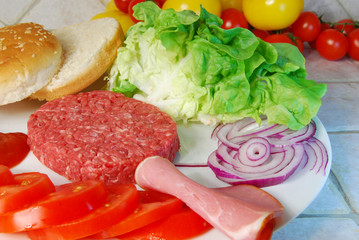 Tout ce qu'il faut pour faire un délicieux hamburger