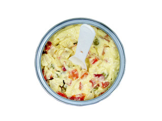 Insalata russa in scatola scontornata