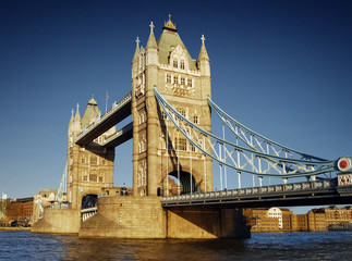 Fototapeta na wymiar Londyn - Tower Bridge