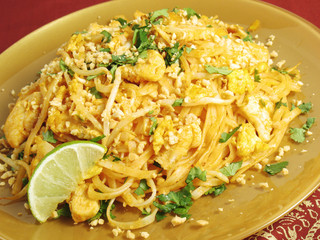 Pad Thai With Chicken