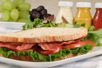 sandwich made with organic ingredients 