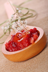 strawberry and honey face mask