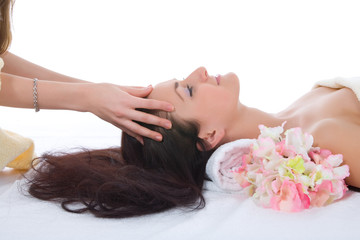 Obraz na płótnie Canvas Attractive woman getting spa treatment