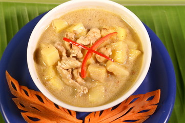 curry chicken with potato