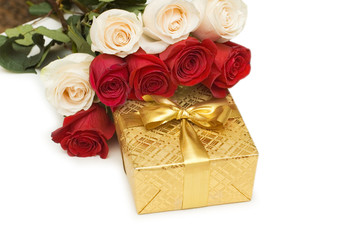 Giftbox and roses isolated on the white