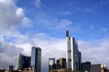 Obraz premium A panorama of Frankfurt commercial center