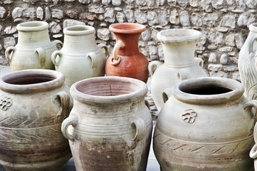 Fototapeta na wymiar Vases and amphoras