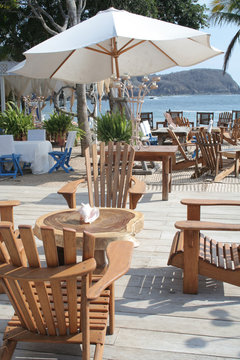 Oceanfront table