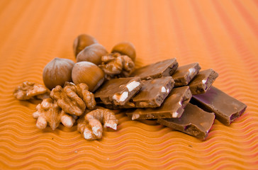 composition of various kinds of nuts